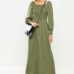 NWOT Green Long Sleeve Maxi Dress